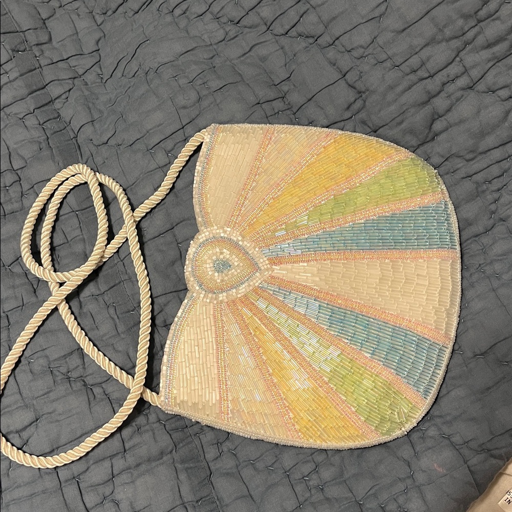 Handcrafted unique pastel sequined bag - Picture 6 of 10